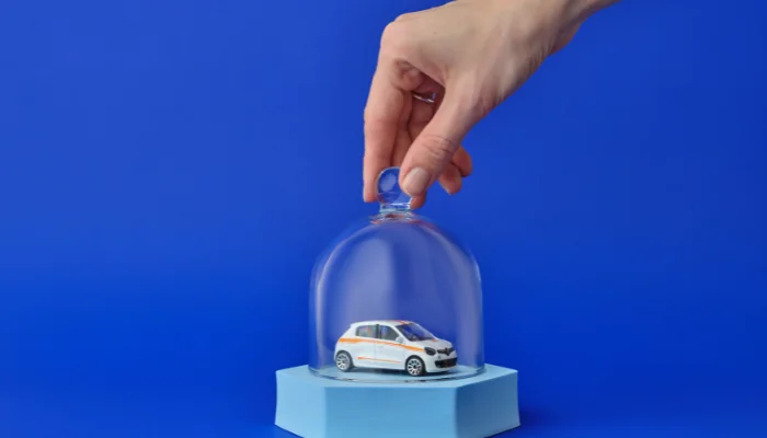 carro protegido representando como cotar o seguro do seu volkswagen online e do jeito certo