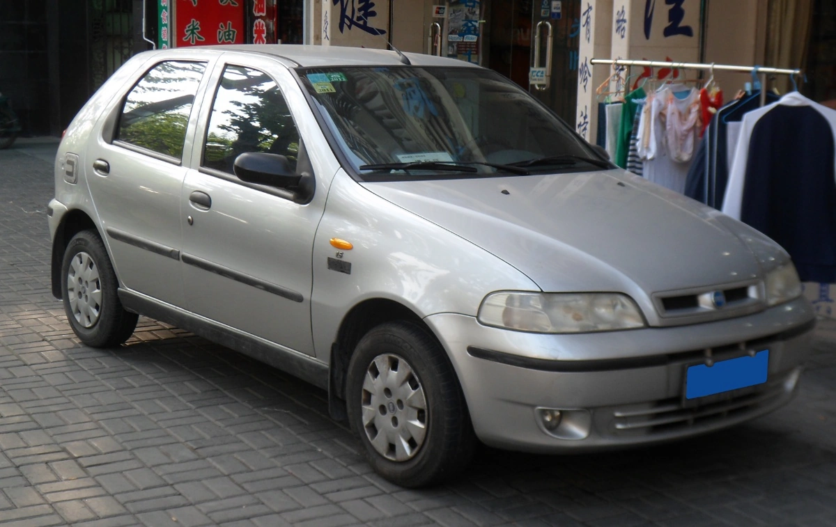 Seguro para carros com mais de 10 anos: é mais barato?