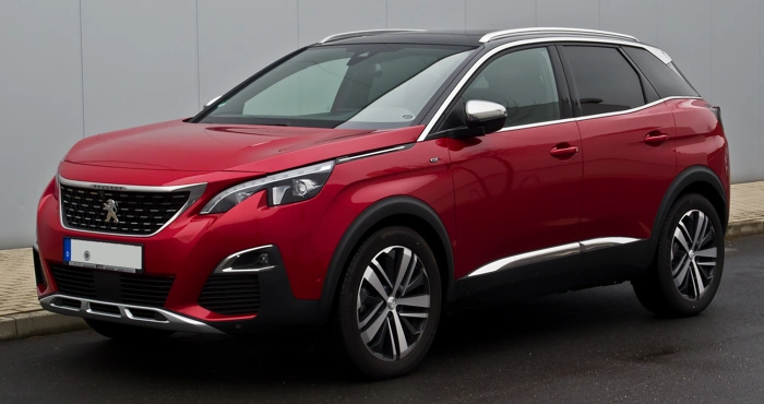 Peugeot 3008 na cor vermelha. Falando sobre seguro peugeot 3008.