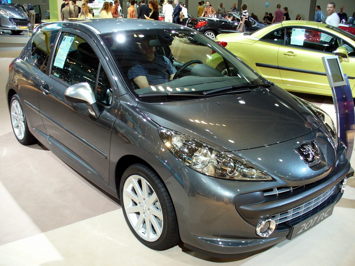 Tudo sobre o seguro Peugeot 207: veja preços e coberturas!
