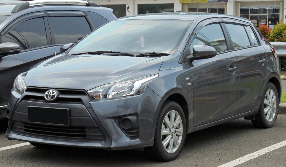 Seguro Toyota Yaris Hatch: simule valores e coberturas